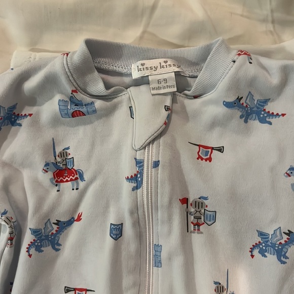 Kissy kissy 6-9m knights bundle - Picture 2 of 4